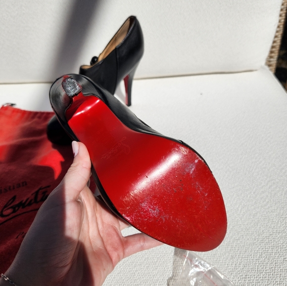 CHRISTIAN LOUBOUTIN 36.5 C'EST MOI BLACK LEATHER BUTTON ANKLE BOOTS - Picture 9 of 13